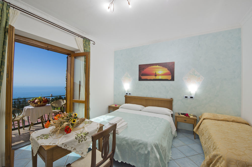 Agriturismo Mare E Monti Hotel Аджерола Екстериор снимка